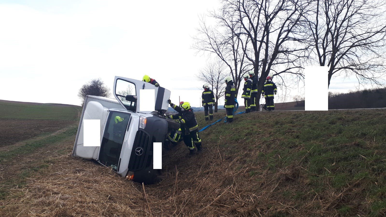Klein LKW-Bergung